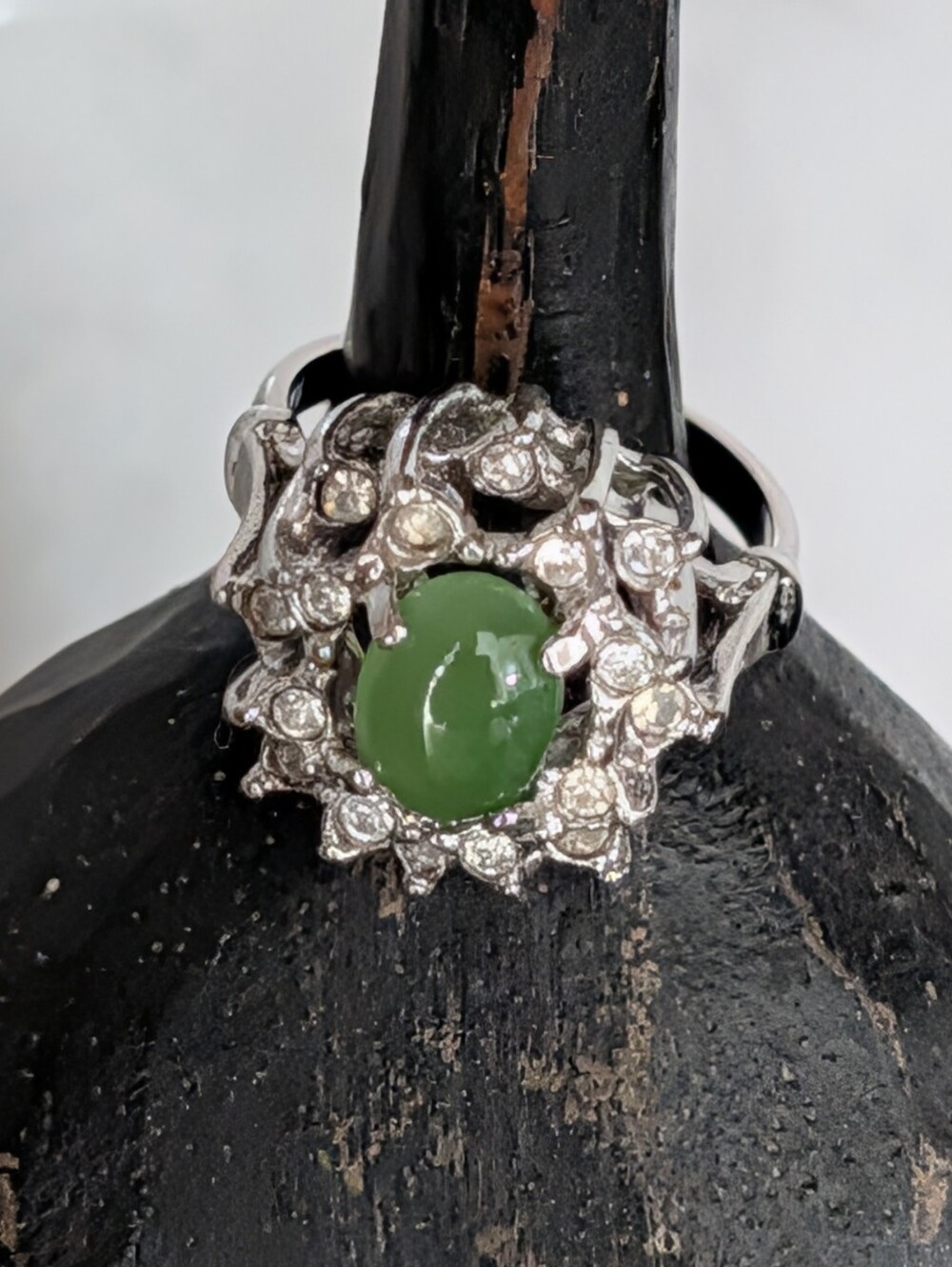 Vintage Uncas Size 4 Green Jade Oval Halo Ring in Silver Tone